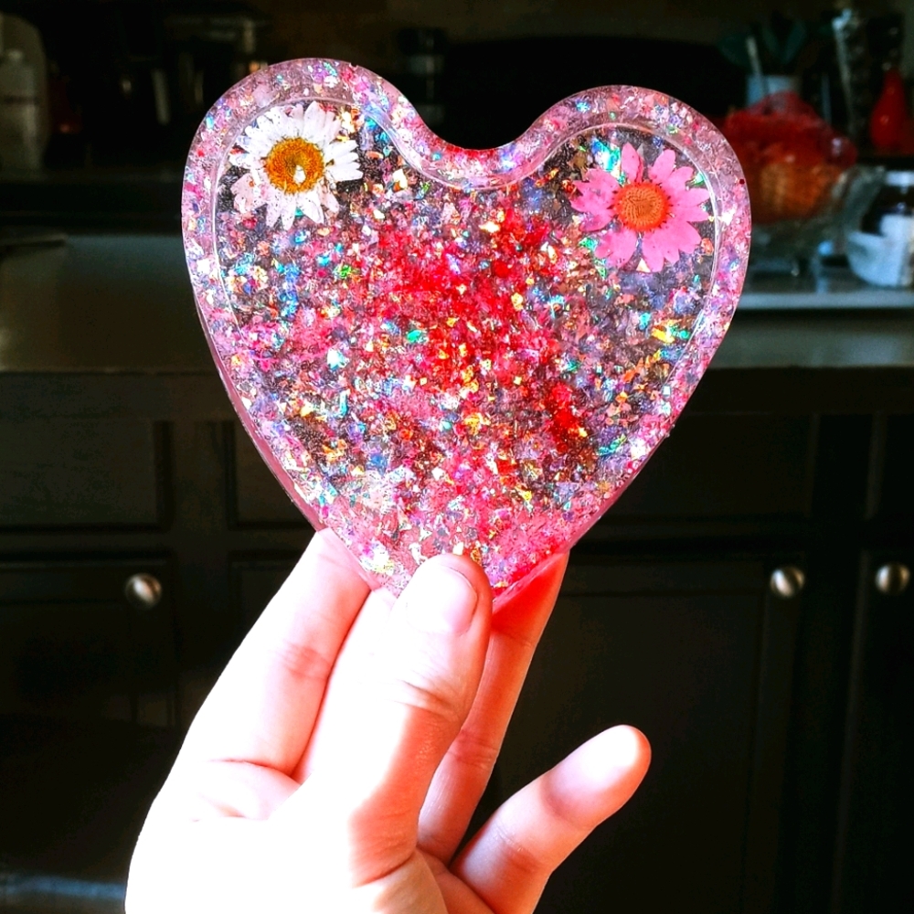 Beautiful heart trinket tray